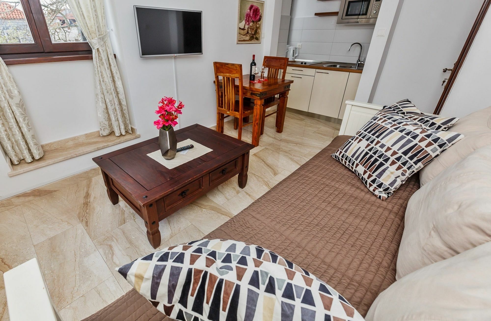 Luxury Apartments Perko Каштела Экстерьер фото