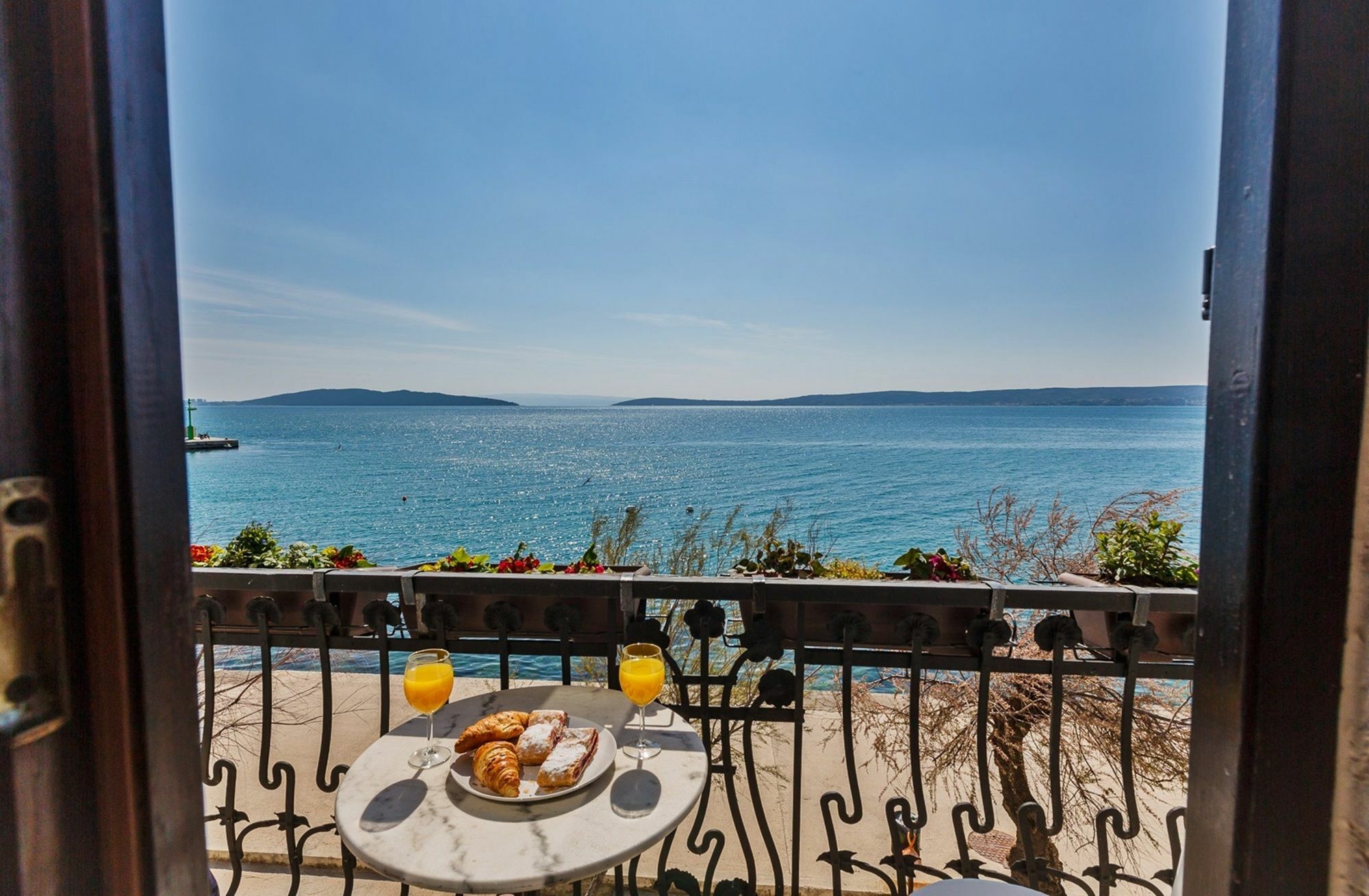 Luxury Apartments Perko Каштела Экстерьер фото